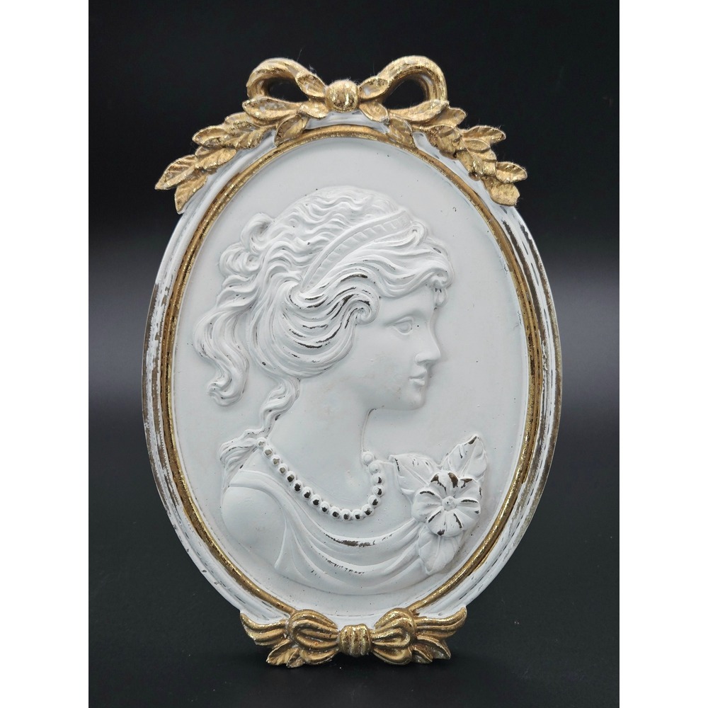 Vintage Style Oval Cameo Wall Plaque Gold White Relief Woman Portrait Bow Frame